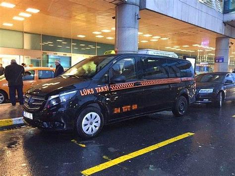 U­b­e­r­’­d­e­n­ ­İ­s­t­a­n­b­u­l­’­a­ ­U­K­O­M­E­’­y­e­ ­u­y­u­m­l­u­ ­s­i­y­a­h­ ­t­a­k­s­i­